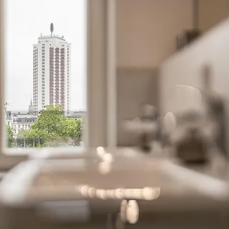 Apartment Stylisches Zentrales City-apartment Mit 2 Balkonen Leipzig